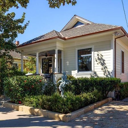 Upscale Downtown Home Walk To Beach Shops Bars 2 Santa Barbara Extérieur photo