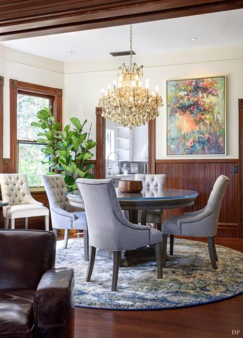 Upscale Downtown Home Walk To Beach Shops Bars 2 Santa Barbara Extérieur photo