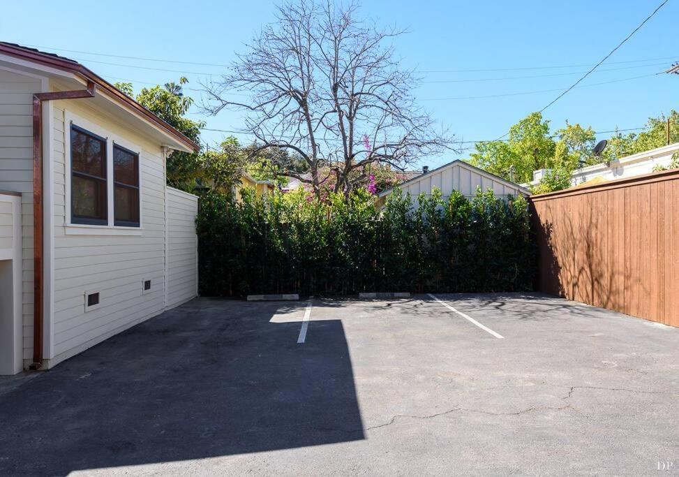 Upscale Downtown Home Walk To Beach Shops Bars 2 Santa Barbara Extérieur photo