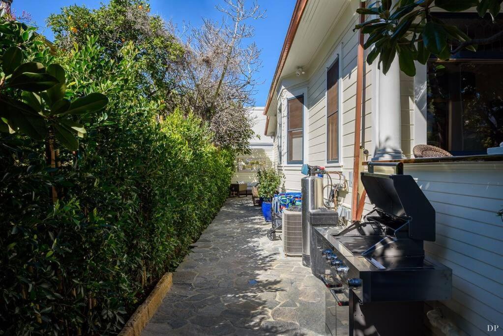 Upscale Downtown Home Walk To Beach Shops Bars 2 Santa Barbara Extérieur photo